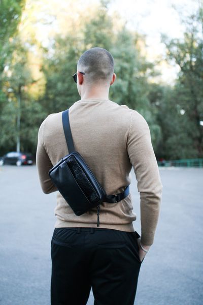 Кроссбоді, бананка із натуральної шкіри, шкіряна сумка на пояс чорна EX-029 фото